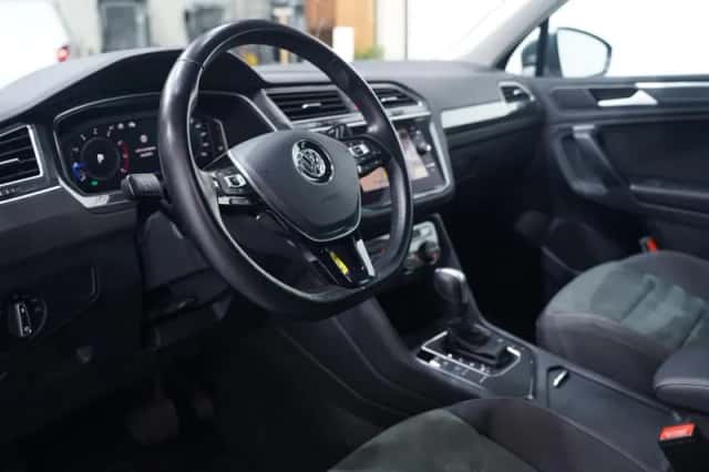 Volkswagen Tiguan (2020) thumbnail 40