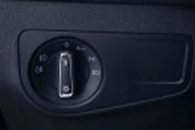 Volkswagen Tiguan (2020) thumbnail 74