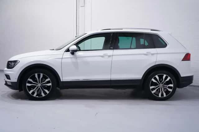 Volkswagen Tiguan (2019) thumbnail 5