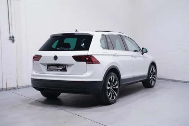 Volkswagen Tiguan (2019) thumbnail 6