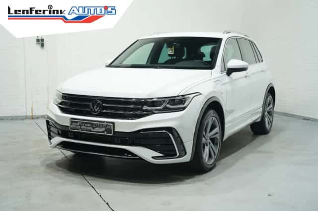 Volkswagen Tiguan (2022) thumbnail 2