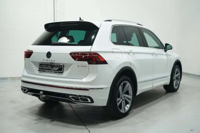 Volkswagen Tiguan (2022) thumbnail 5