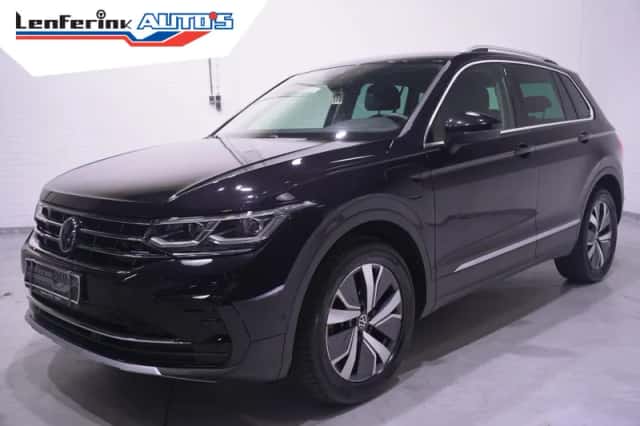 Volkswagen Tiguan (2022) thumbnail 2