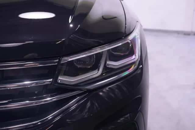 Volkswagen Tiguan (2022) thumbnail 5