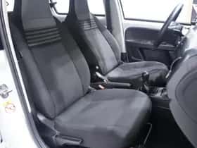 Volkswagen Up (2020) thumbnail 94