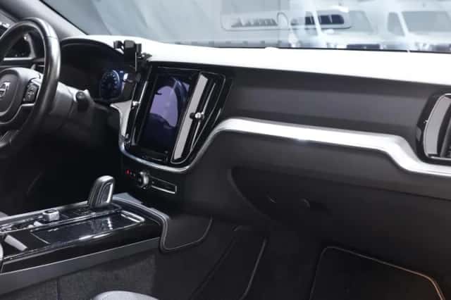 Volvo V60 (2020) thumbnail 135