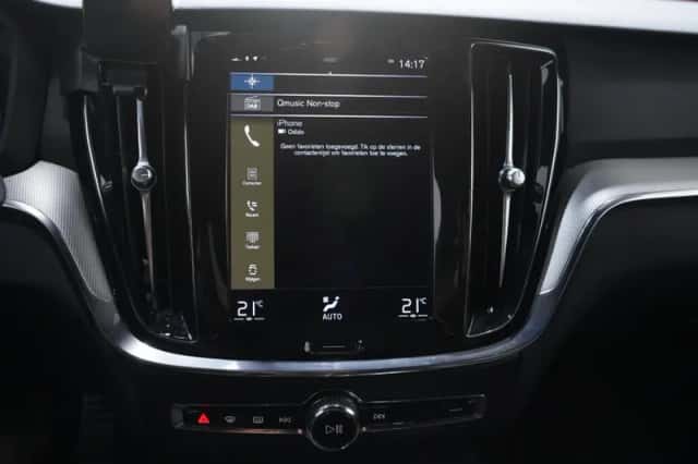 Volvo V60 (2020) thumbnail 32