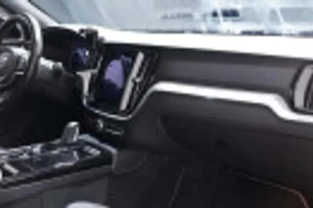 Volvo V60 (2020) thumbnail 89
