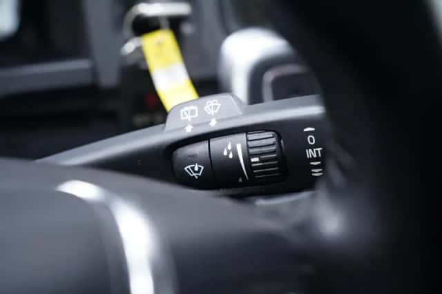 Volvo V60 (2018) thumbnail 103
