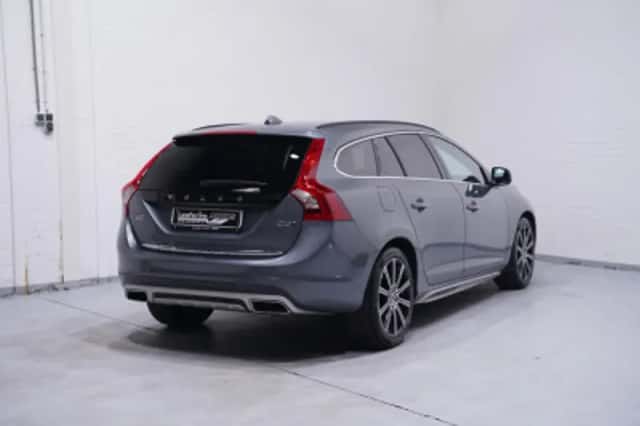 Volvo V60 (2018) thumbnail 131