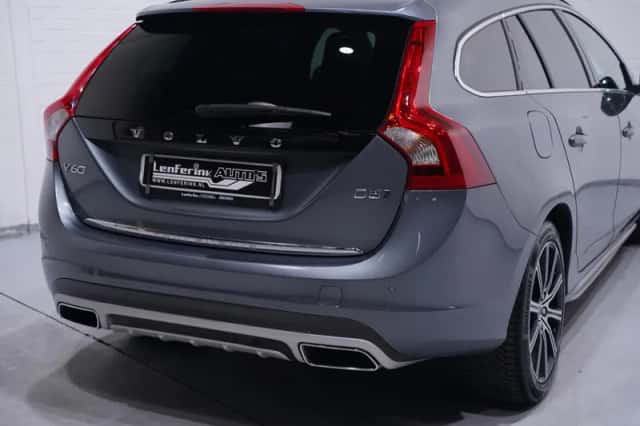 Volvo V60 (2018) thumbnail 16