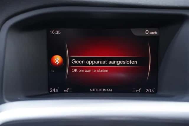 Volvo V60 (2018) thumbnail 32