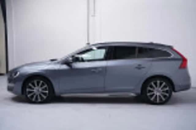 Volvo V60 (2018) thumbnail 45