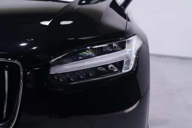 Volvo XC90 (2020) thumbnail 5