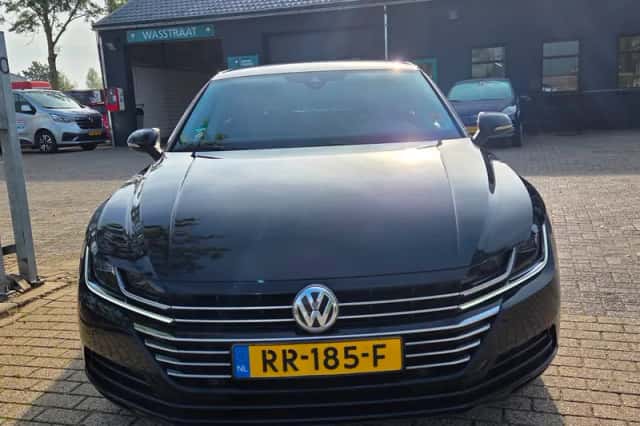 Volkswagen Arteon (2018) thumbnail 3