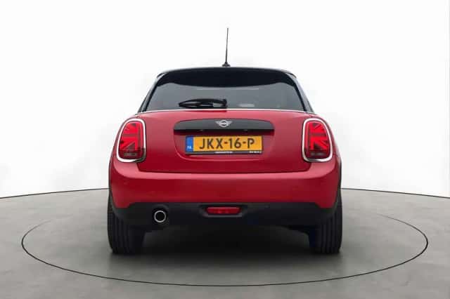 MINI Cooper (2020) thumbnail 4
