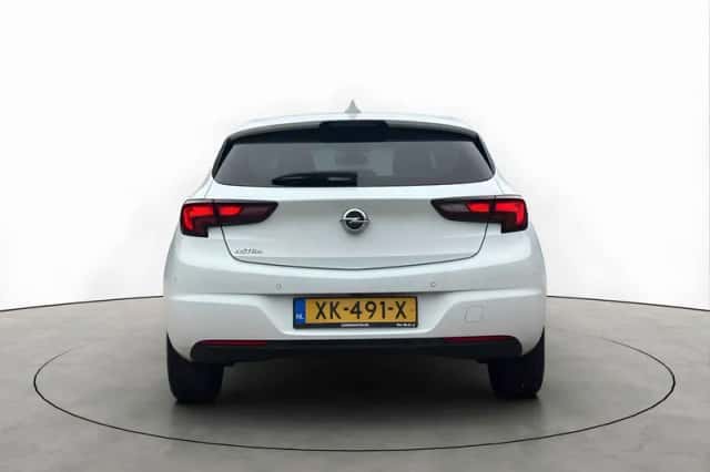 Opel Astra (2019) thumbnail 4
