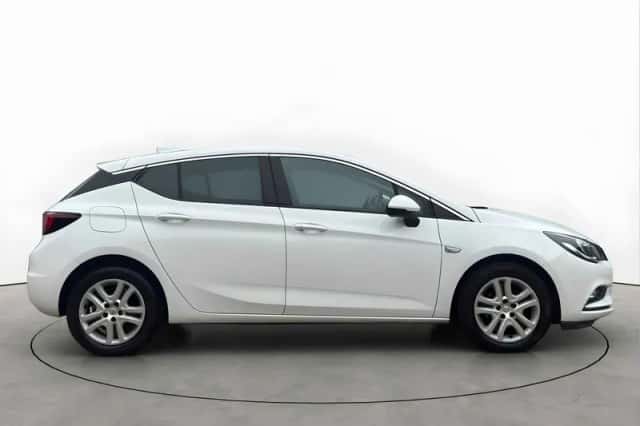 Opel Astra (2019) thumbnail 6
