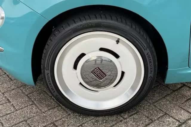 Fiat 500 (2017) thumbnail 3