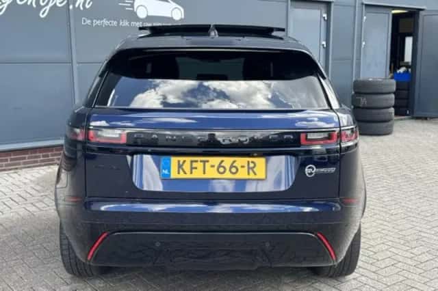 Land Rover Range Rover Velar (2022) thumbnail 5