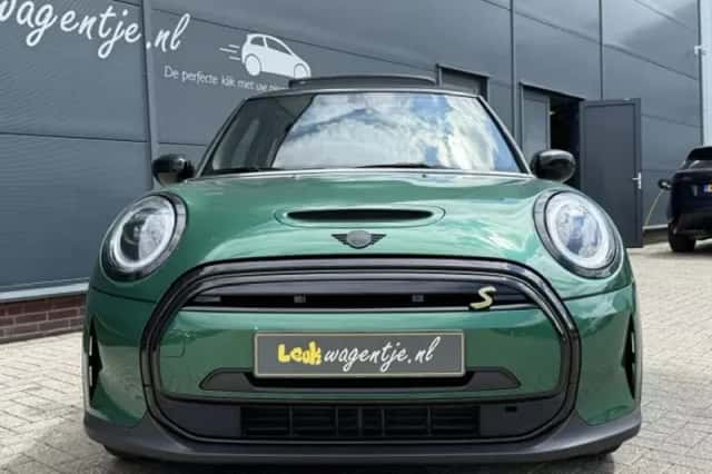 MINI Mini Electric (2022) thumbnail 4