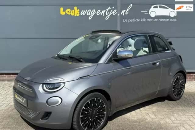 Fiat 500 (2020) thumbnail 1