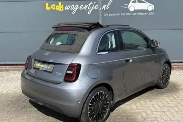 Fiat 500 (2020) thumbnail 4