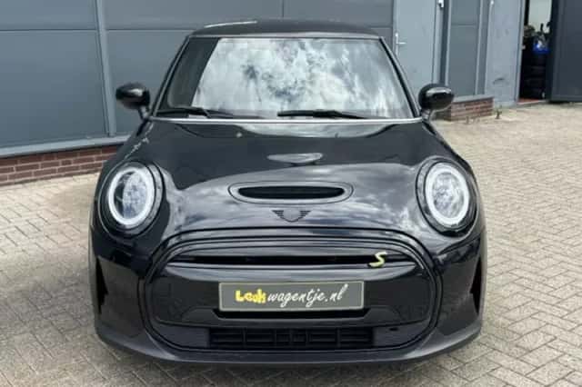 MINI Mini Electric (2022) thumbnail 4