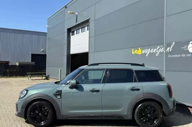MINI Countryman (2022) thumbnail 6