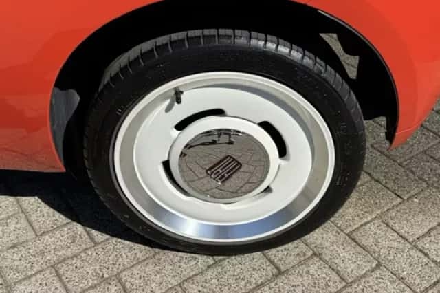 Fiat 500 (2018) thumbnail 3