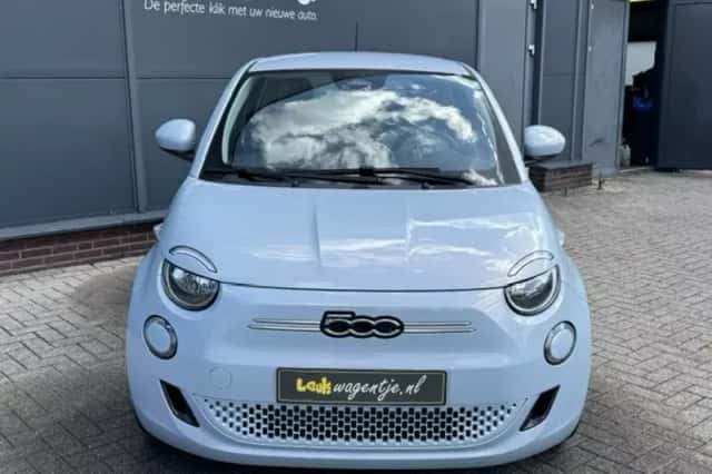 Fiat 500 (2021) thumbnail 4