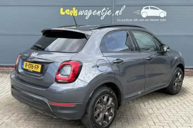 Fiat 500 (2019) thumbnail 2