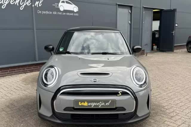 MINI Mini Electric (2021) thumbnail 4