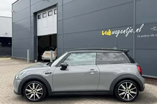 MINI Mini Electric (2021) thumbnail 6