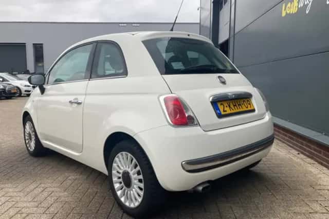 Fiat 500 (2012) thumbnail 2