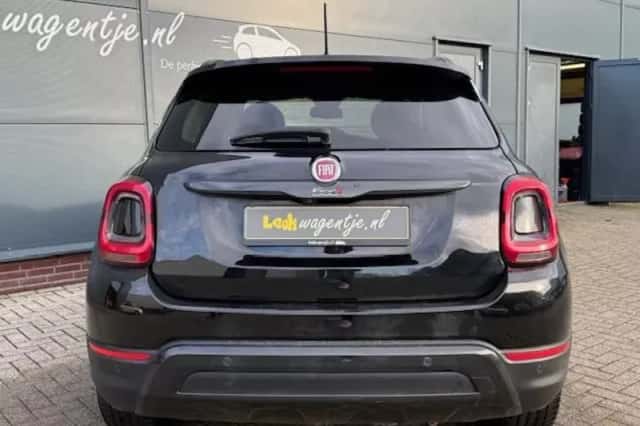 Fiat 500 (2019) thumbnail 5