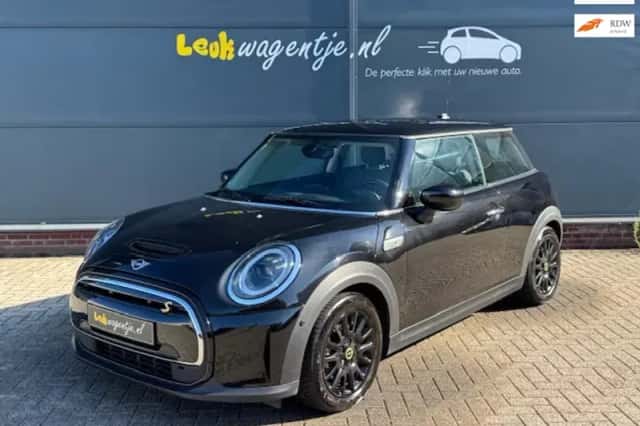 MINI Mini Electric (2021) thumbnail 1
