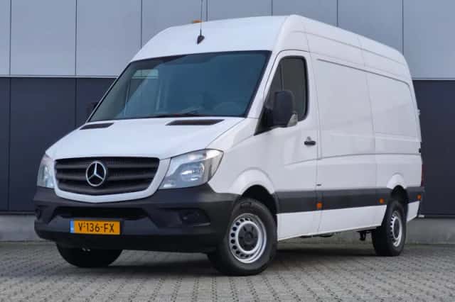 Mercedes-Benz Sprinter (2017) thumbnail 3
