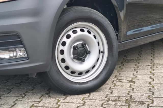 Volkswagen Caddy (2018) thumbnail 5