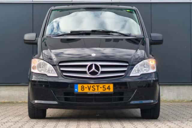 Mercedes-Benz Vito (2012) thumbnail 2