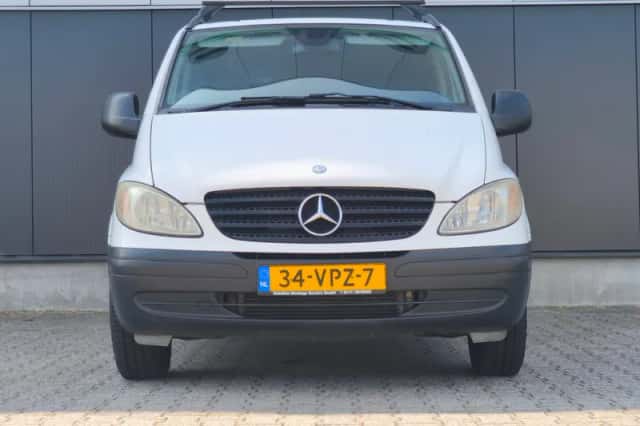 Mercedes-Benz Vito (2008) thumbnail 2