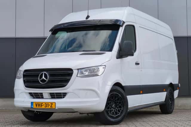 Mercedes-Benz Sprinter (2019) thumbnail 1