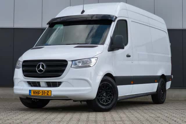 Mercedes-Benz Sprinter (2019) thumbnail 3