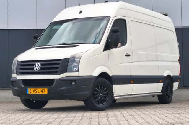 Volkswagen Crafter (2012) thumbnail 1