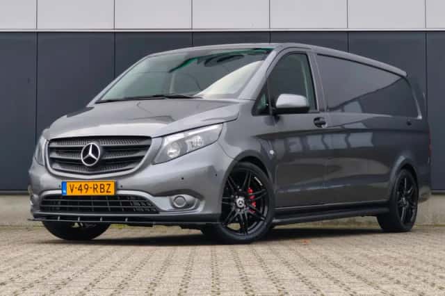 Mercedes-Benz Vito (2022) thumbnail 1