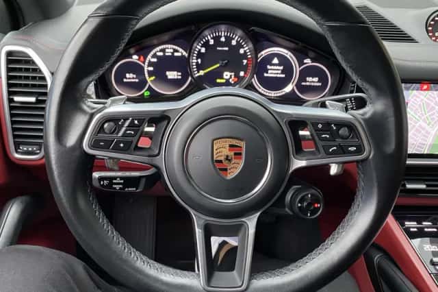 Porsche Cayenne (2019) thumbnail 25