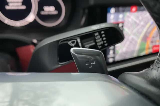 Porsche Cayenne (2019) thumbnail 34