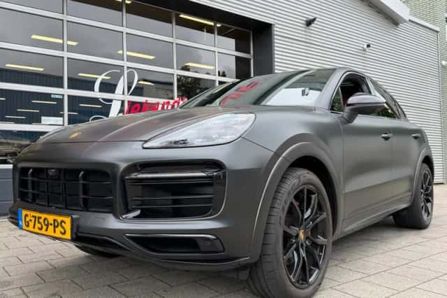 Porsche Cayenne (2019) thumbnail 6