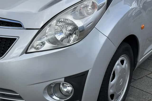 Chevrolet Spark (2010) thumbnail 12