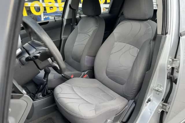 Chevrolet Spark (2010) thumbnail 16